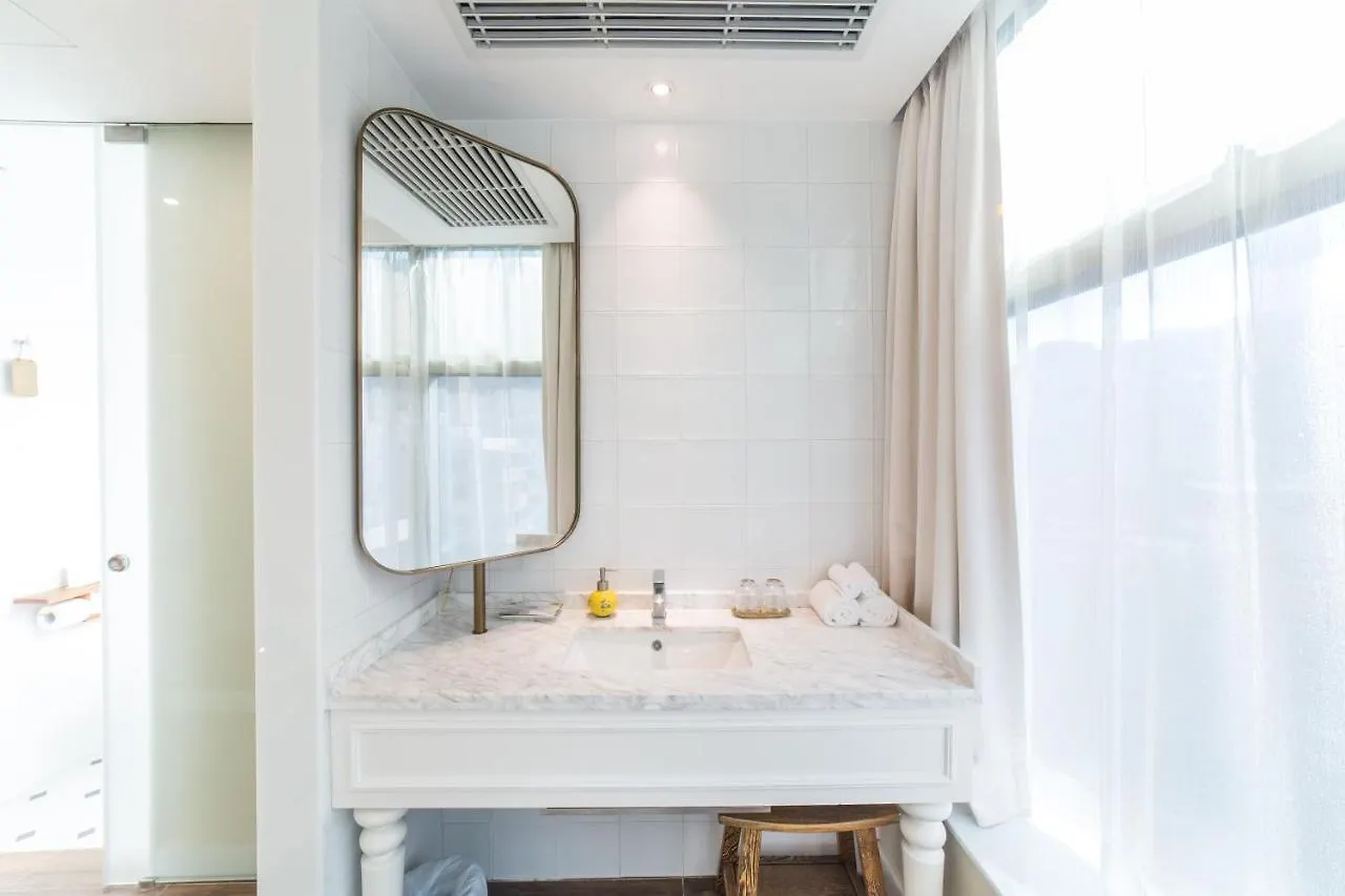 Tung Nam Lou Art Hotel Hongkong 3*,