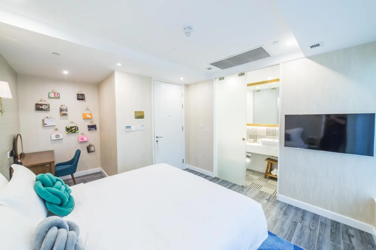 Tung Nam Lou Art Hotel Hongkong 3*,  Čína