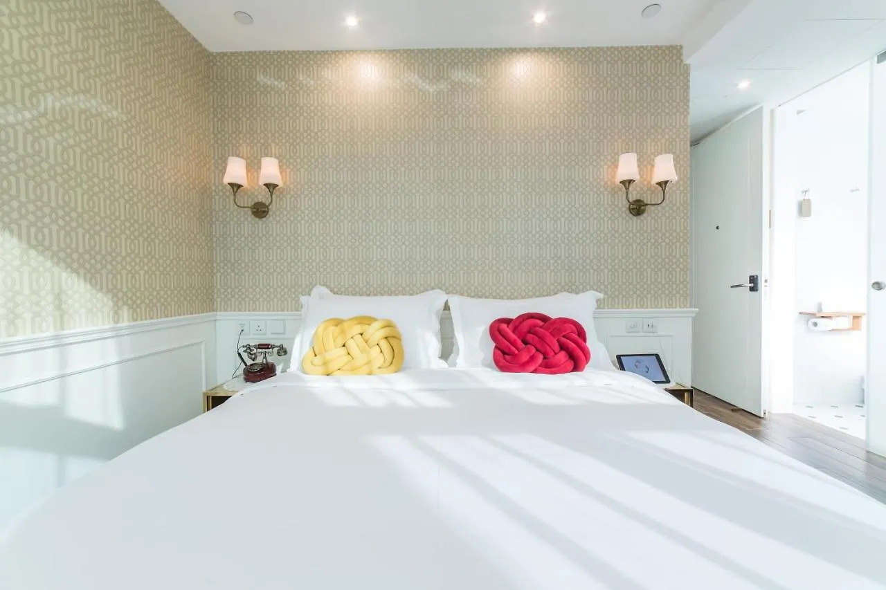 Tung Nam Lou Art Hotel Hongkong